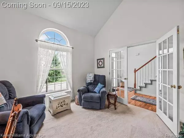 42637 Faulkner Drive, Novi, MI 48377