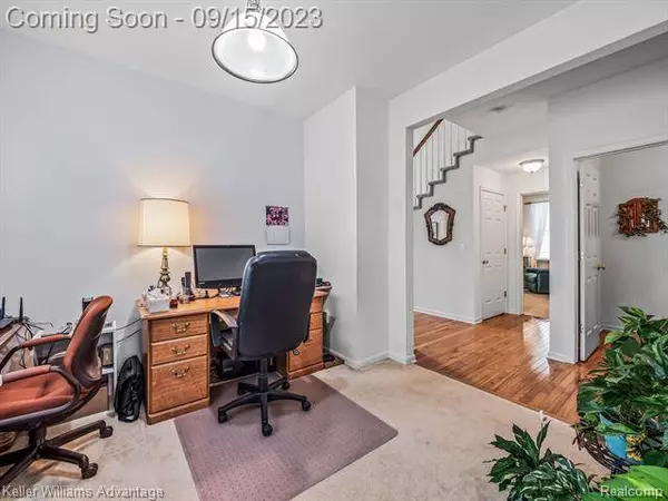 42637 Faulkner Drive, Novi, MI 48377