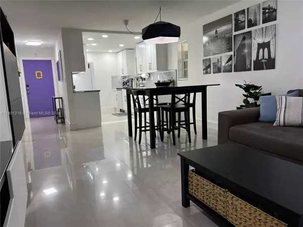 10903 N Kendall Dr #116, Miami, FL 33176