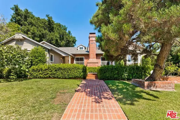 929 Mesa Verde Rd, Pasadena, CA 91105