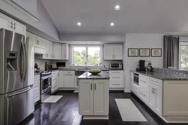 275 FAIRWAY DR, Harrisonburg, VA 22802