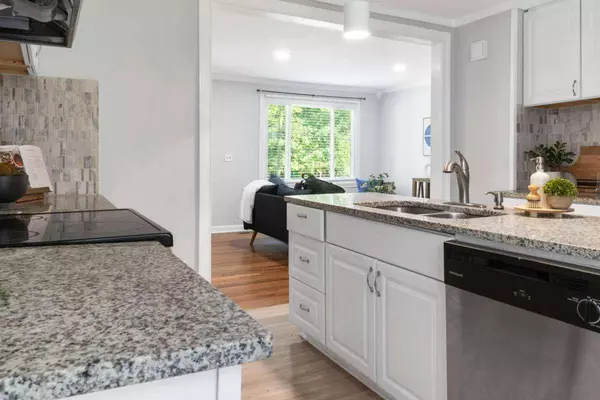 1835 Bonniview ST SW, Atlanta, GA 30310