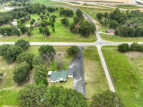 10531 SE Bagdad RD, Galena, KS 66739