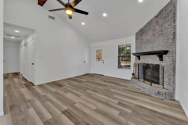 19881 Washington Bridge RD, Washington, TX 77880