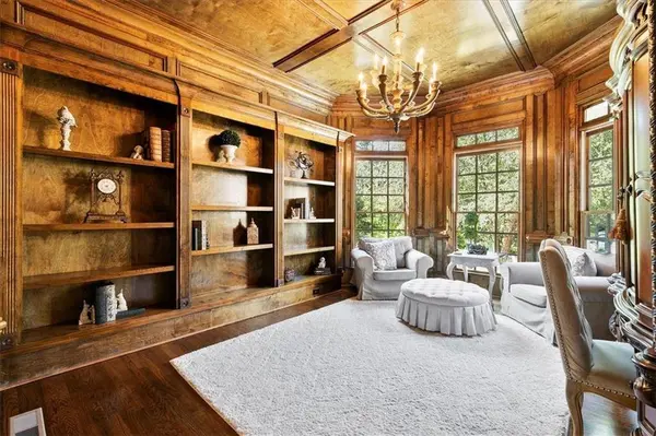 101 Long Island PL, Sandy Springs, GA 30328