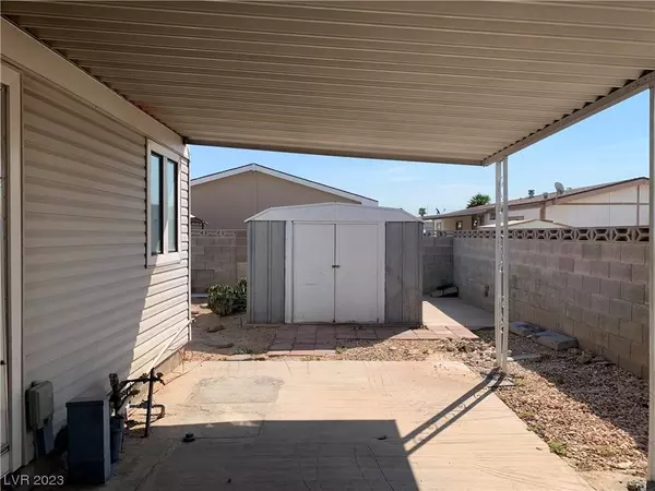 3314 Ewa Beach Drive, Las Vegas, NV 89122