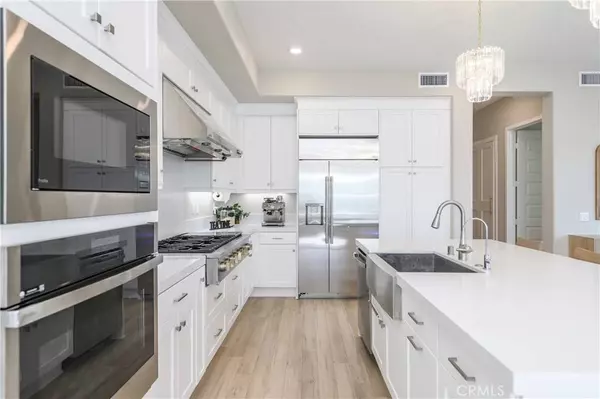 169 Crossover, Irvine, CA 92618