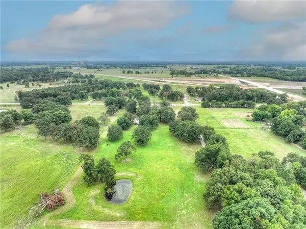 10531 SE Bagdad RD, Galena, KS 66739