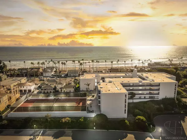 910 N Pacific St #12, Oceanside, CA 92054