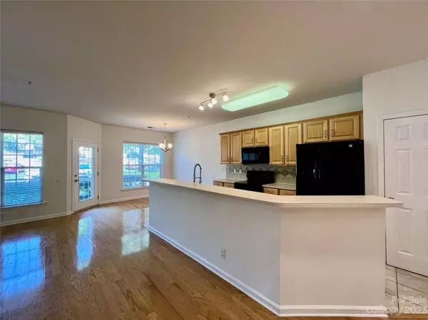 14604 Via Sorrento DR, Charlotte, NC 28277