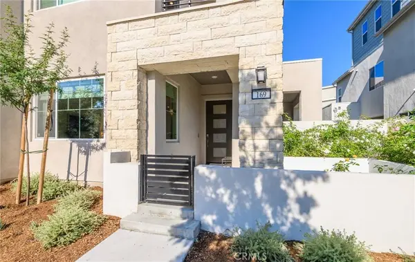 169 Crossover, Irvine, CA 92618