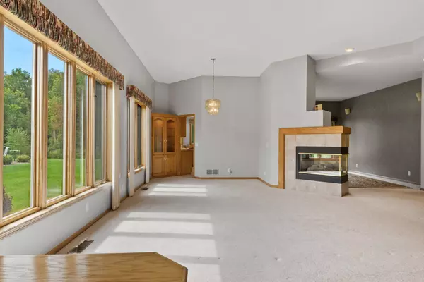 12134 Bluebird CIR NW, Coon Rapids, MN 55448