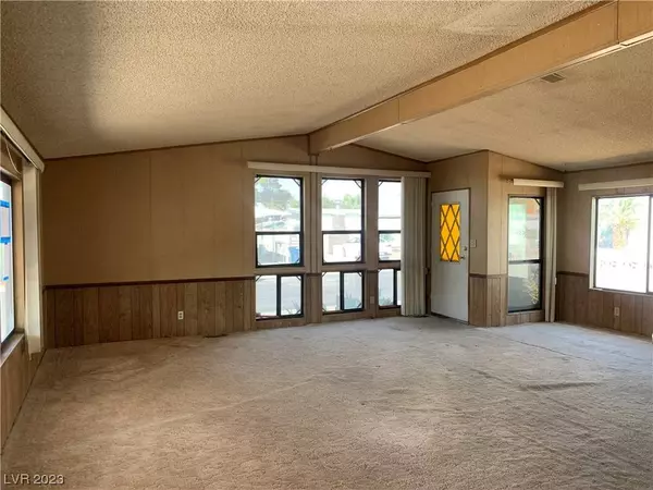 3314 Ewa Beach Drive, Las Vegas, NV 89122