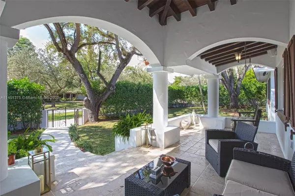 4405 Granada Blvd, Coral Gables, FL 33146