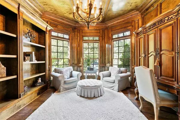 101 Long Island PL, Sandy Springs, GA 30328