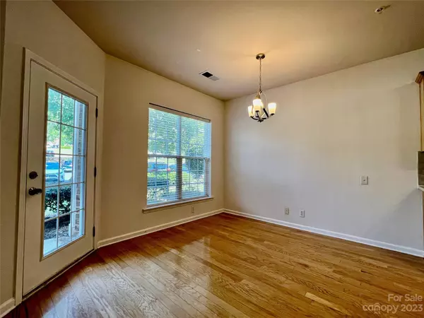 14604 Via Sorrento DR, Charlotte, NC 28277