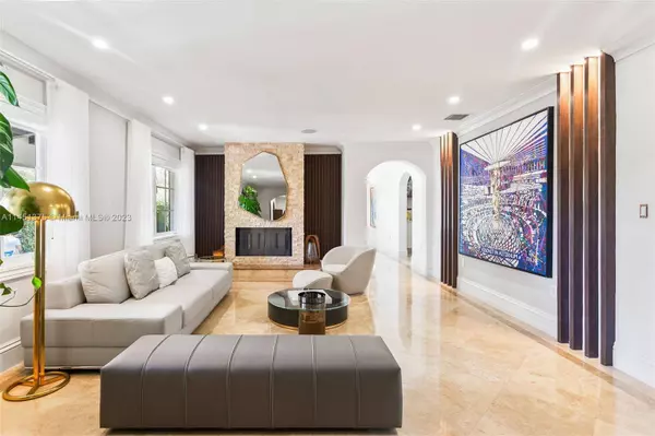 4405 Granada Blvd, Coral Gables, FL 33146