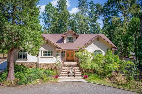 570 Charlene LN #18112, Grass Valley, CA 95945