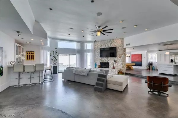 2816 La Mesa Drive, Henderson, NV 89014