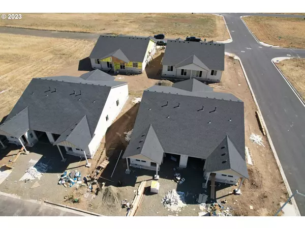 2388 W 8th AVE, Junction City, OR 97448