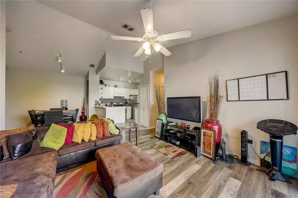 5507 LEGACY CRESCENT PL #301, Riverview, FL 33578