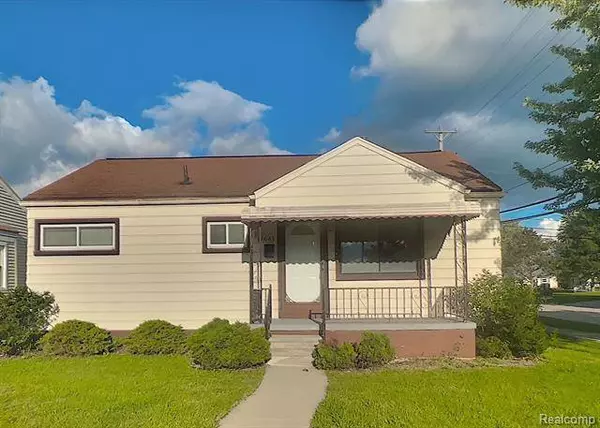 17641 SMITH Street, Riverview, MI 48193