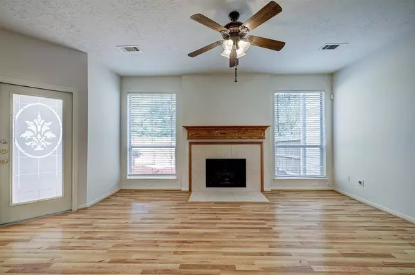 14 Piper TRCE, The Woodlands, TX 77381