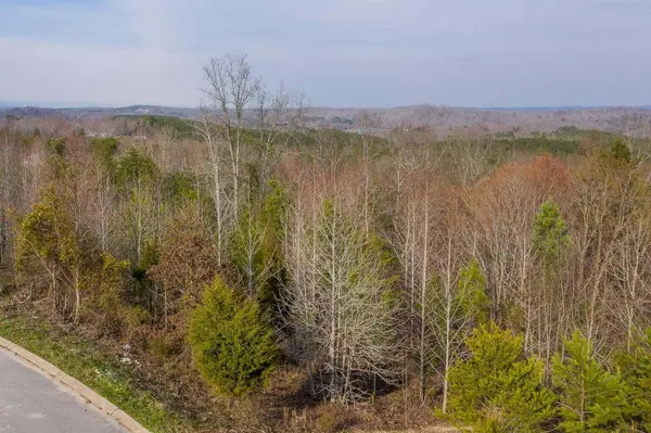 1055 Apollo Dr #66, Soddy Daisy, TN 37379