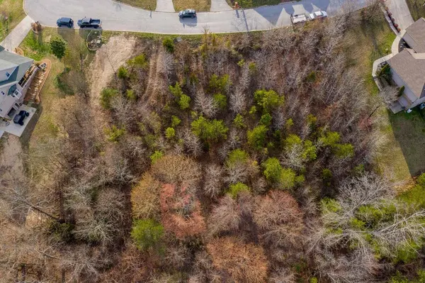 1055 Apollo Dr #66, Soddy Daisy, TN 37379