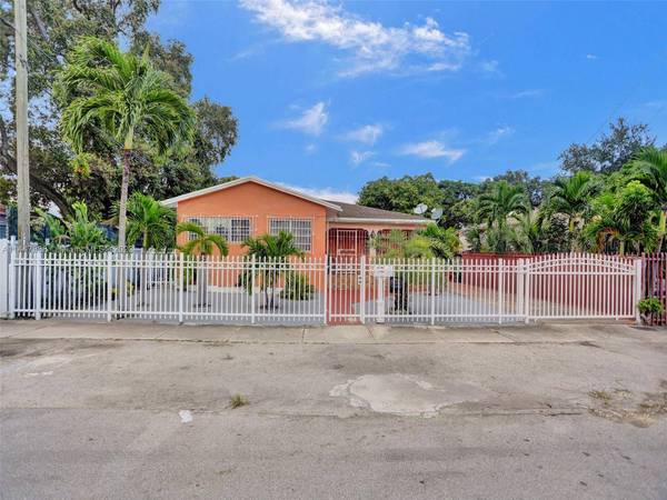 3131 NW 15th St, Miami, FL 33125