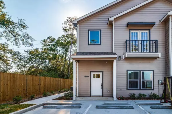 5262 Ella BLVD #100, Houston, TX 77018