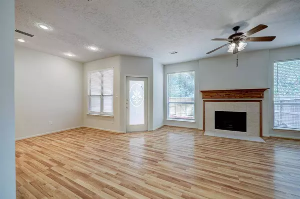 14 Piper TRCE, The Woodlands, TX 77381