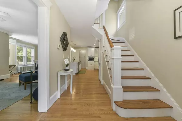 19 Aldrich Street, Boston, MA 02131