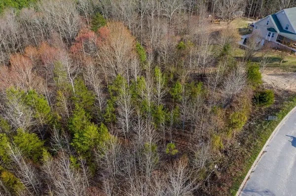 1055 Apollo Dr #66, Soddy Daisy, TN 37379