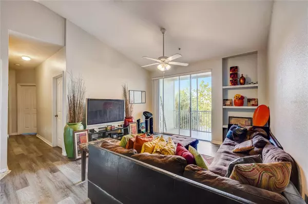 5507 LEGACY CRESCENT PL #301, Riverview, FL 33578