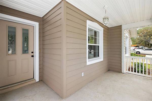 1610 LAUREL WAY, Tavares, FL 32778