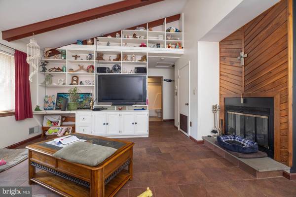 135 PIANO DR, Newark, DE 19713