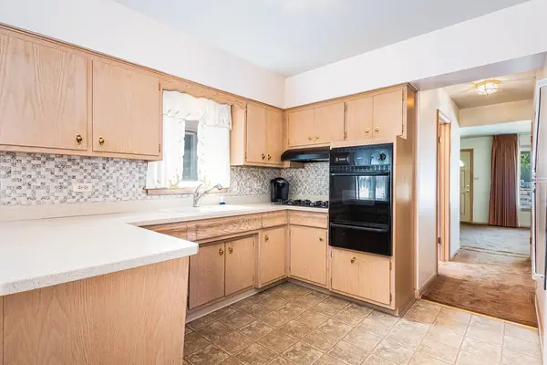 5151 S Austin AVE, Chicago, IL 60638