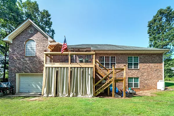208 Cagle CT, Mcdonough, GA 30252