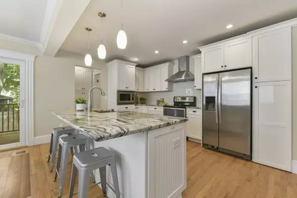 19 Aldrich Street, Boston, MA 02131