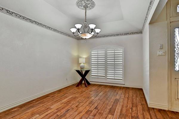 3916 Ashbury Lane, Bedford, TX 76021