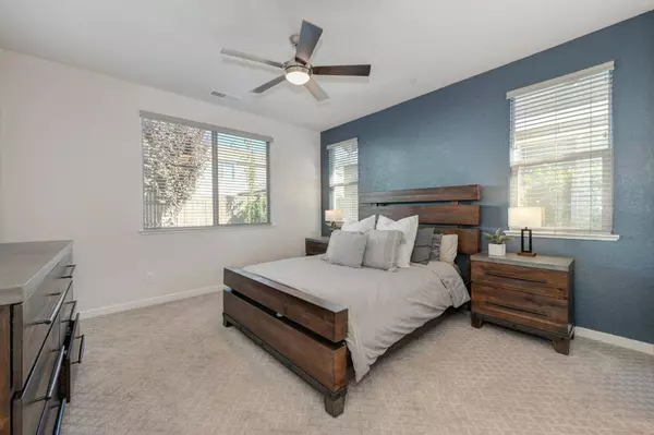 1532 Monarch Grove ST, Roseville, CA 95747