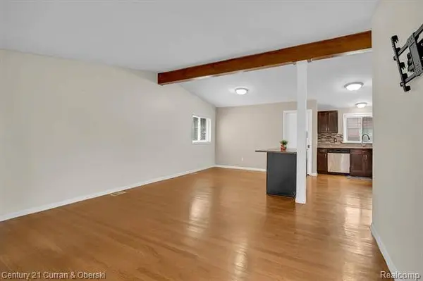 18835 MIDWAY Avenue, Allen Park, MI 48101