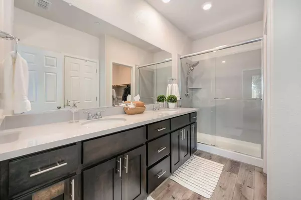 1532 Monarch Grove ST, Roseville, CA 95747