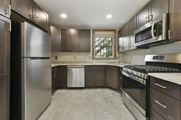 192-194 Highland St #1, Boston, MA 02119