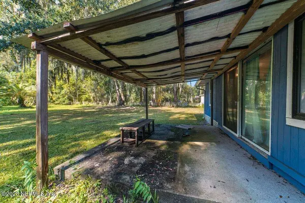 726 HIBERNIA RD, Fleming Island, FL 32003