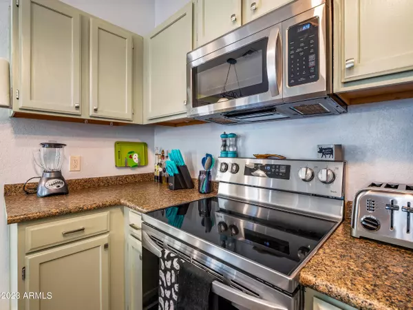 12712 N 84TH Lane, Peoria, AZ 85381