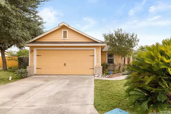 5703 CANTERBURY RUN, San Antonio, TX 78228-5616