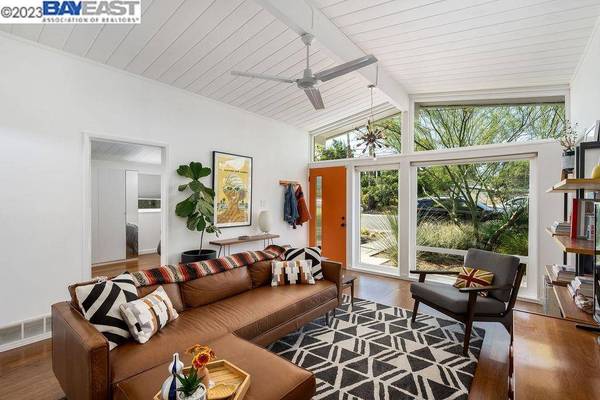 1988 Heaton Circle, Concord, CA 94520