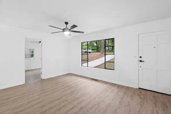 3870 Live Oak DR, Doraville, GA 30340